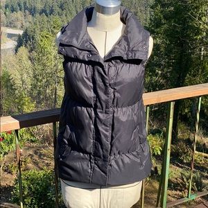 Gap down vest